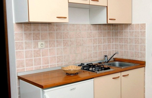 Krnica Apartment | One bedroom apartment with terrace Krnica, Marčana (A-7357-c)