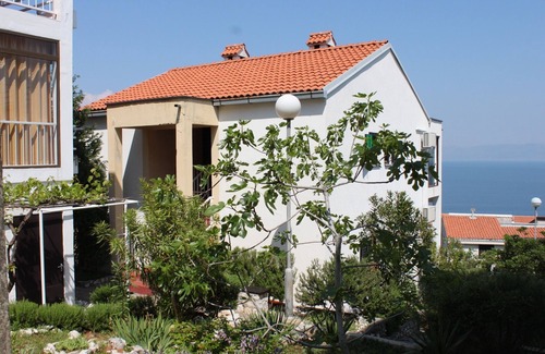 Ravni Apartment | One bedroom apartment with terrace and sea view Ravni, Labin (A-7661-a)