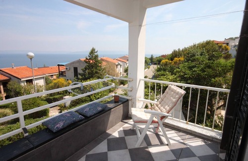 Ravni Apartment | One bedroom apartment with terrace and sea view Ravni, Labin (A-7661-a)