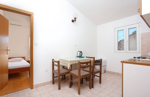 Stanici Apartment | One bedroom apartment with balcony and sea view Stanići, Omiš (A-1027-a)