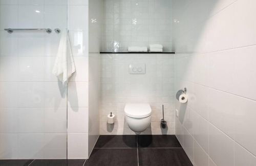 Eastern Docklands Apartment | One-Bedroom at YAYS Amsterdam Docklands (2 pers.)