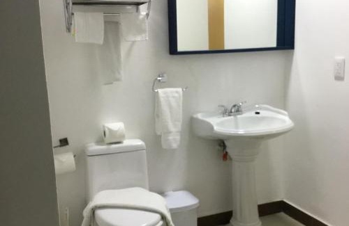 Amapas House | One Bedroom Condo Near Beach RG6