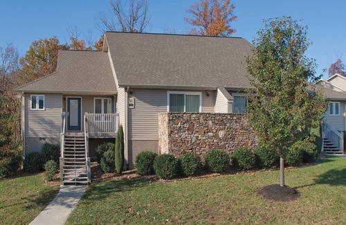 Fairfield Glade Condo | One Bedroom deluxe condo in Fairfield Glade!