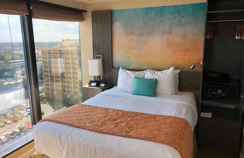 Downtown Myrtle Beach Resort | One Bedroom Deluxe Ocean Front Luxury Condo, Myrtle Beach, SC (1890909)