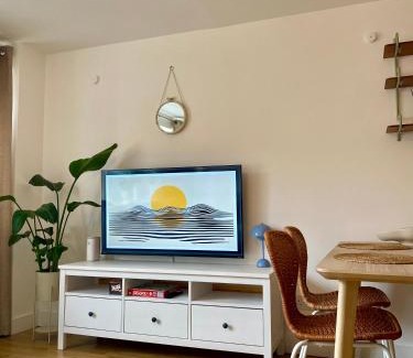 South Bermondsey Apartment | One bedroom flat close to the Tower Bridge
