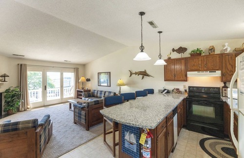 Grand Rivers Condo | One Bedroom Harbor View Condo