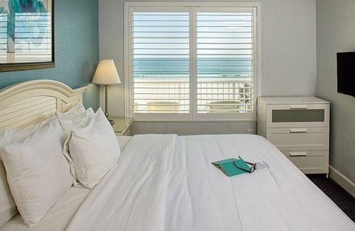 Ormond Beach Resort | One Bedroom Ocean Front Luxury Condo, Ormond Beach, Florida (1934287)