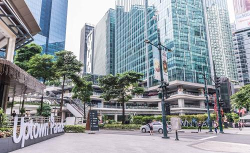 Bonifacio Global City Apartment | One Bedroom Unit beside Uptown Mall BGC