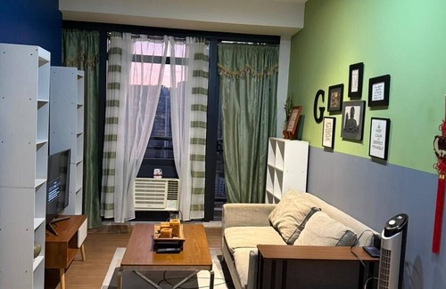 Downtown Apartment | One Bedroom with Balcony City view