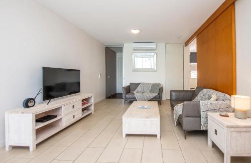 Nelly Bay Apartment | One Bright Point - Stunning Water Views