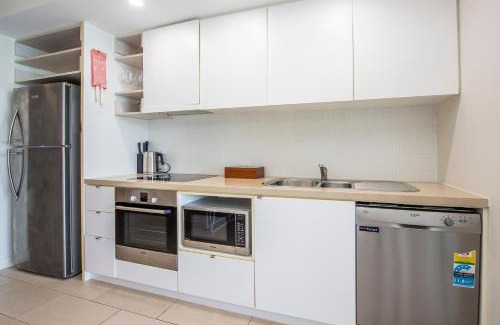 Nelly Bay Apartment | One Bright Point - Stunning Water Views