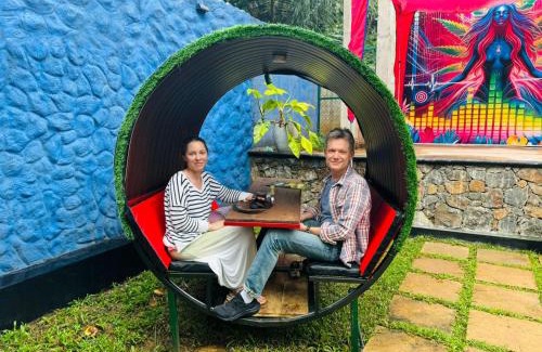 Udawalawa Bed & Breakfast | one love safari bungalow