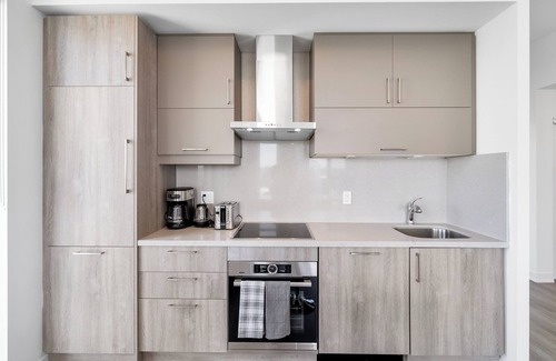 Markham Apartment | One of a Kind Penthouse in Markham