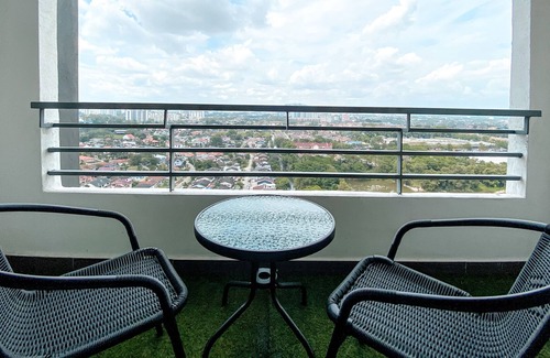 Central District Apartment | One Tebrau Residences