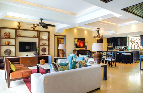 Amapas Resort | Only 2 left: Xmas 12/19-26 OCEANFRONT 3-bedroom PH w/wifi in 5 Star Resort in PV