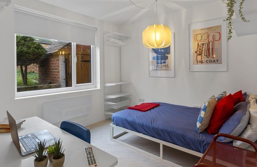 Derby House | OnPoint -3 Bed House - Parking
