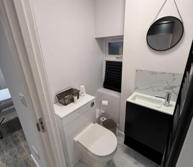 Lewisham Apartment | OnSiteStays Stylish Studio Sleeps 2