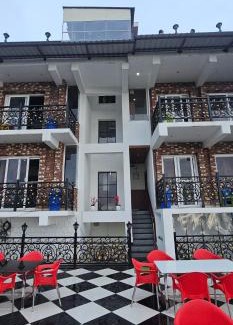 The Mall Road Hotel | Opal Villas