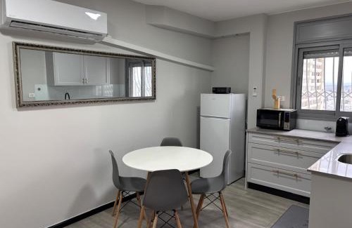 Ashdod Apartment | Open-space apartment by the SEA
