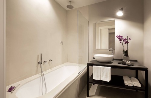 Historic Centre Hotel | Opera 35 Boutique Hotel