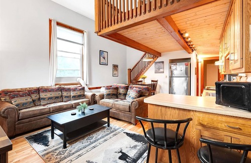 Bethel House | Opera House Loft 04 | 1 Bed, 1 Bath
