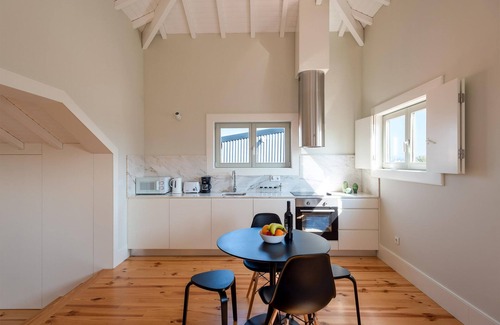 Campanha Apartment | Oporto Rooftop Studio by Vacationy