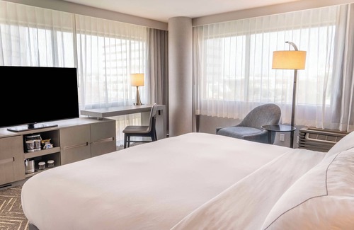 Santa Ana Hotel | Orange County Hotel