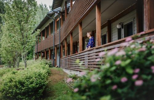 Oravi Hotel | Oravi Apartments