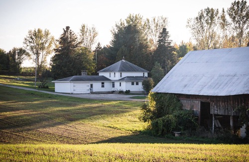 Suttons Bay House | Orchard farmstead in the heart of Leelanau wine country
