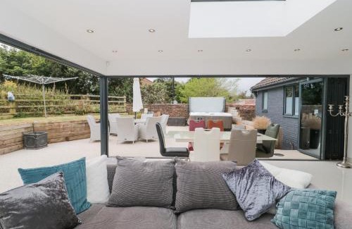 Bridgwater House | Orchard Leigh