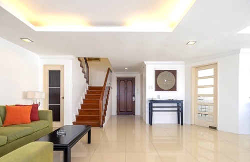 Brgy. 719 Hotel | Orchid Garden Suites