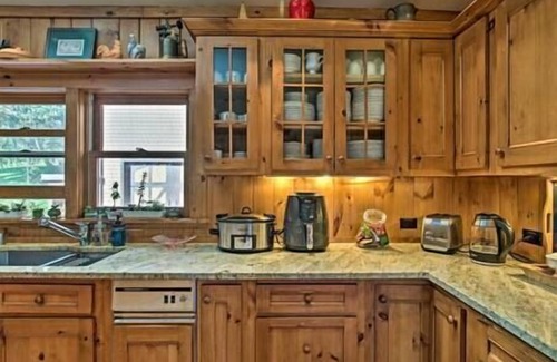 Arkville House | Orenda: Catskill Ski Mountain Retreat w/Private Pool