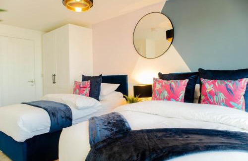 Vauxhall Apartment | Oriel Suite - Central - Contractors - 6 Beds