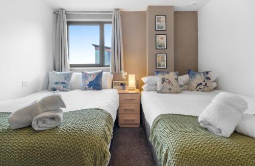 The Westside Apartment | Orient CityView with FreePark and Netflix