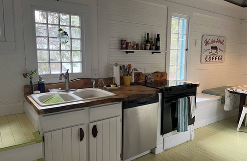 Roaring Brook Cottage | Original circa 1920 cottage updated with all modern conveniences