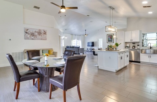 Sunridge Woods House | Orlando Area Home w/Lanai: 10 Mi to Disney!