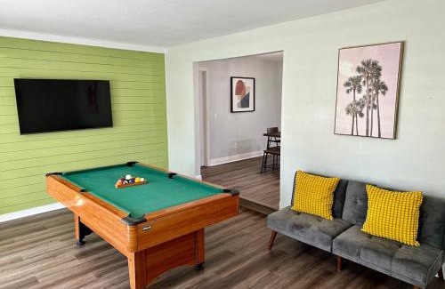 Dover Manor House | Orlando Luxe Retreat with Private Pool