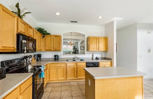 Four Corners House | Orlando Renters