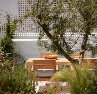 idhra Apartment | Orloff Legacy Suites Hydra