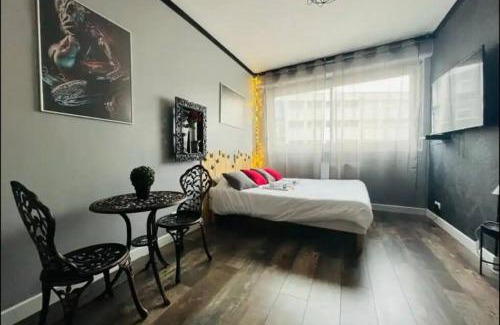 Barbatre Apartment | Orphelin studio avec Balnéo proche centre ville