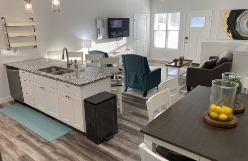 Osage Beach Villa | Osage Beach Villa MM 21 Great Location. ATTACHED VILLA MAY ALSO BE AVAILABLE