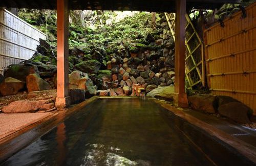 Kusatsu Onsen Hotel | Osakaya Ryokan