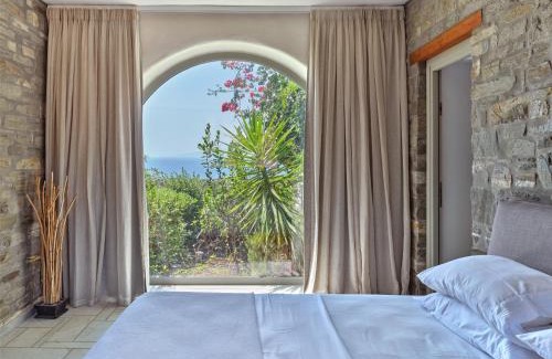 Paros Villa | Oscar Villa, 180 panoramic sea views and pool
