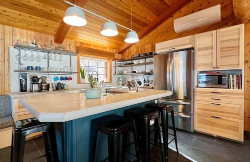 Somers Cabin | Osprey Getaway on Somers Bay