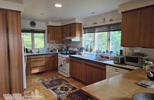 Boothbay Cabin | Osprey Oasis | Dog-Friendly | EV Charger | Nature Retreat