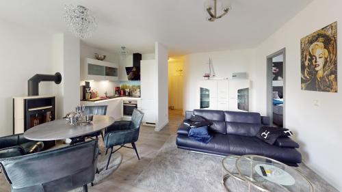 Boltenhagen Apartment | Ostseeblick-Neu 2024-Küche-Parkplatz-Kamin-Balkon