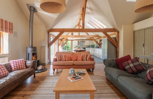 Newton Ferrers Cottage | Otter's Cottage - a cottage that sleeps 10 guests in 5 bedrooms