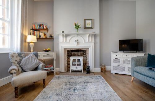 Budleigh Salterton Apartment | Otters Holt