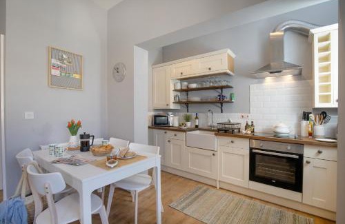 Budleigh Salterton Apartment | Otters Holt