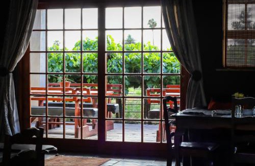 Neilersdrift House | Ou Skool Guesthouse